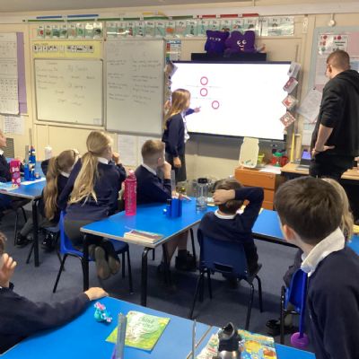 Y3 - STAYING SAFE AND HEALTHY RELATIONSHIPS